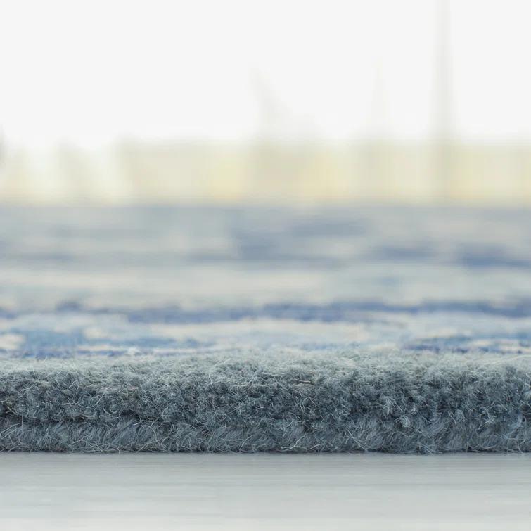 Lauren Ralph Lauren Lauren Ralph Lauren Hand Tufted Wool/Cotton Floral Rug in Blue/Ivory