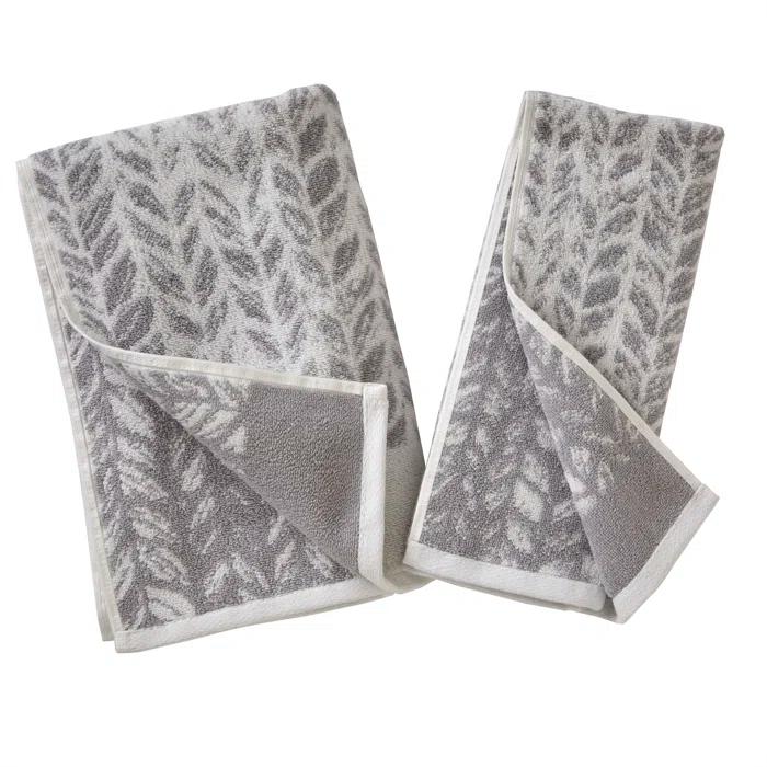 Gracie Oaks Gracie Oaks Distressed Leaves Hand Towel (Set of 2)