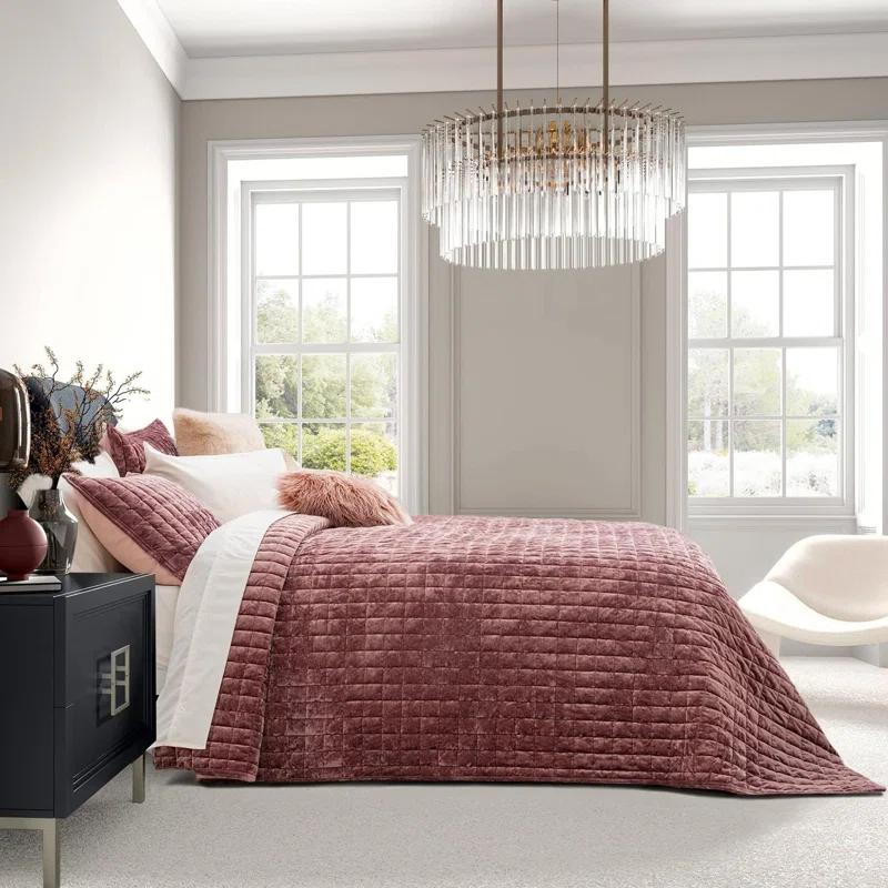 Everly Quinn Deluxe Velvet Comforter King Size, Super Soft Bedding Set, Lightweight Quilted Comforter Set, Slotted Oversized Sheets, 2 Pillowcases, Comforter, Blanket, Duvet Cover