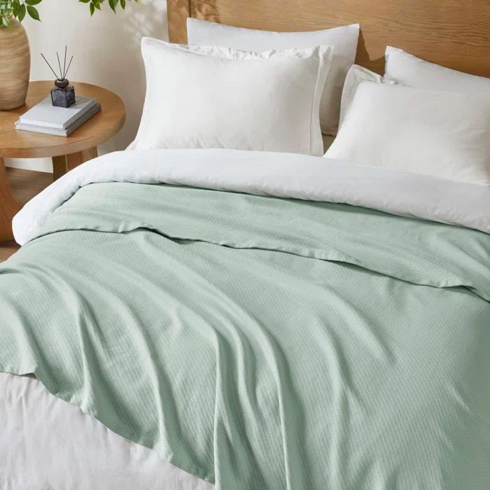 Madison Park Liquid Cotton Breathable Woven Blanket