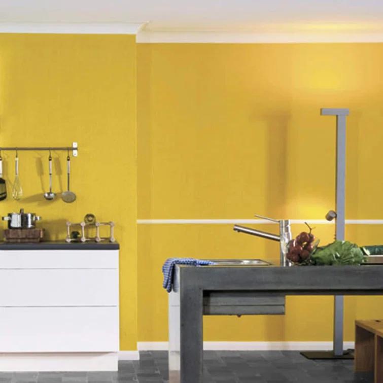 Orac Decor High Impact 3-1/2 in x 3-1/2 in x 78-3/4 in Crown (Set of 8)