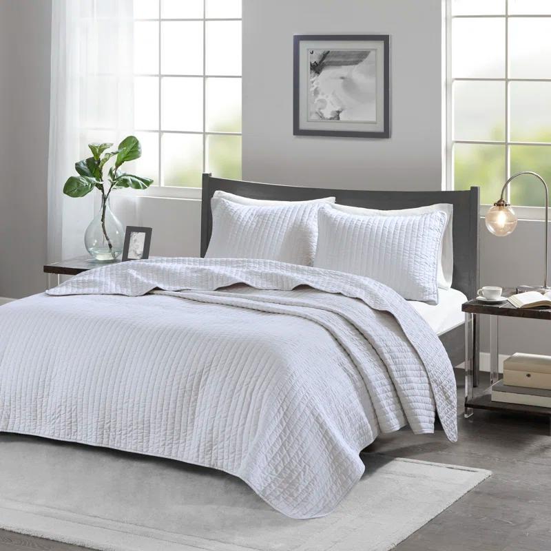 Madison Park Barwick Reversible Solid 3 Piece Quilt Set
