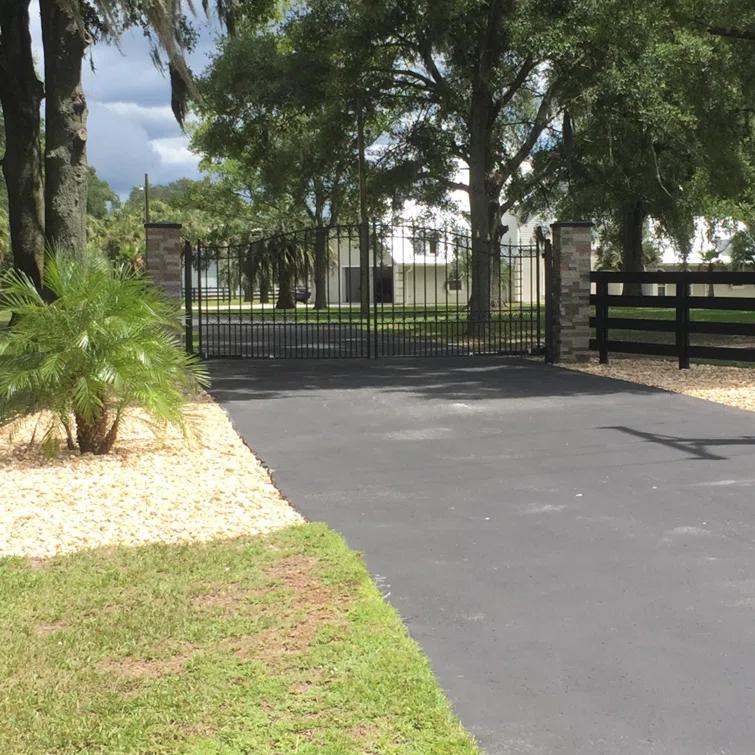 ALEKO Steel Dual Swing Driveway Gate - PRAGUE Style