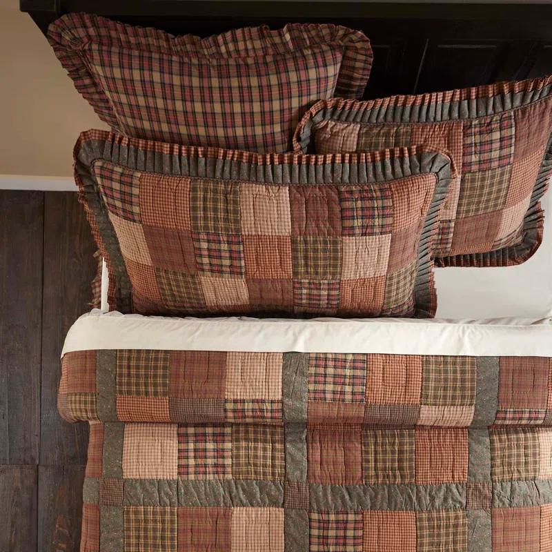 VHC Brands Crosswoods Farmhouse / Country Cotton Patchwork Quilt