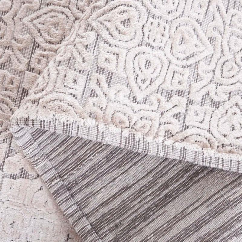 Gracie Oaks Loany Hand Loomed Viscose Geometric Rug