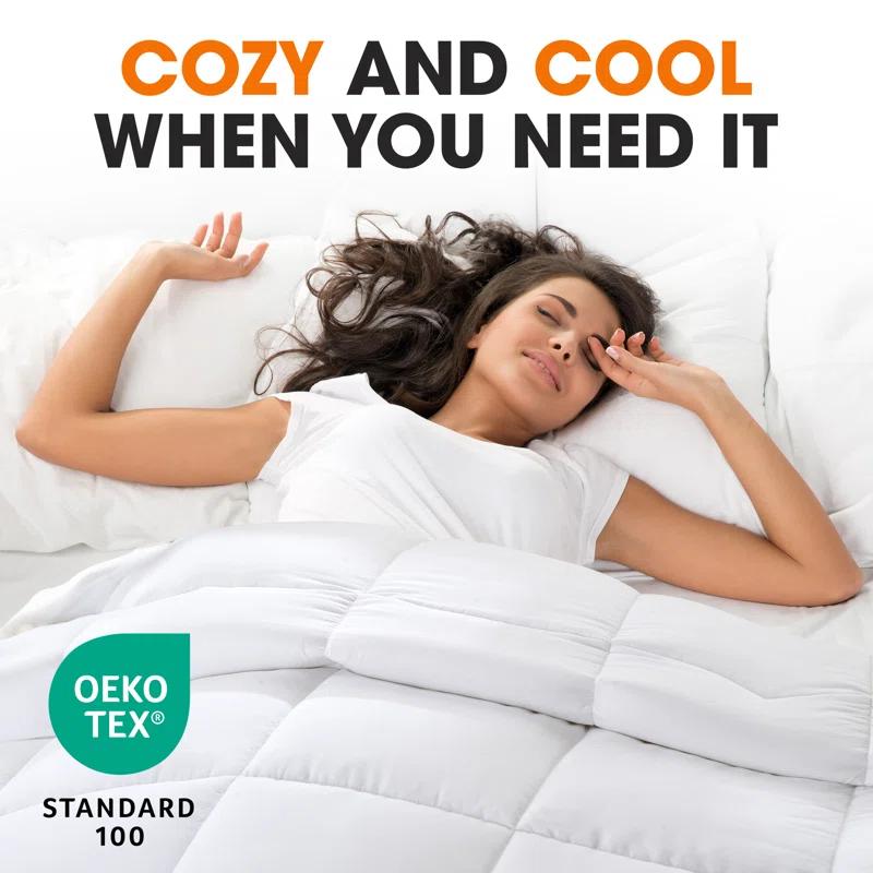 Full / Double All Season Microfiber Down Alternative Comforter