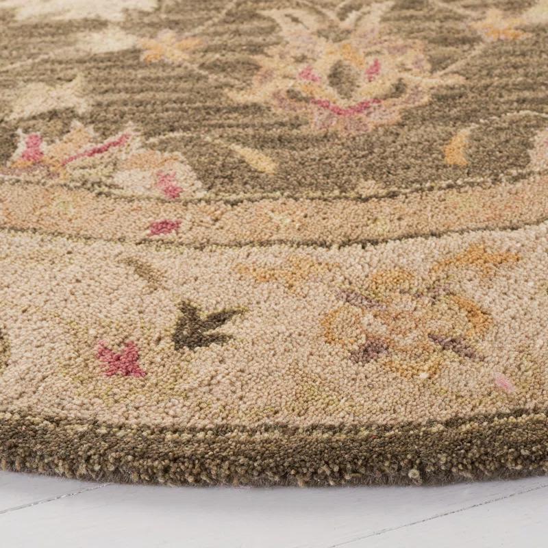 Safavieh Hand Tufted Wool Rug