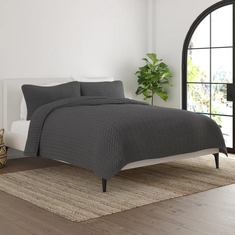 Antora Microfiber Modern & Contemporary Coverlet / Bedspread Quilt Set