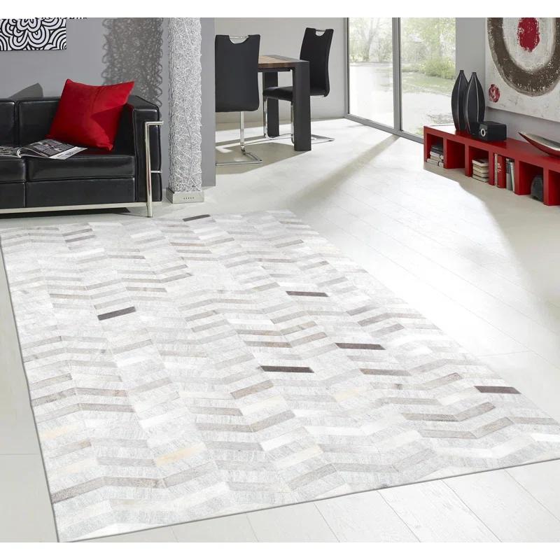 Pasargad Chevron Handmade Cowhide Silk Silver/Gray Area Rug