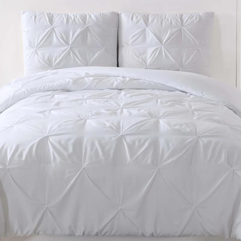 Laura Hart Bedding Set