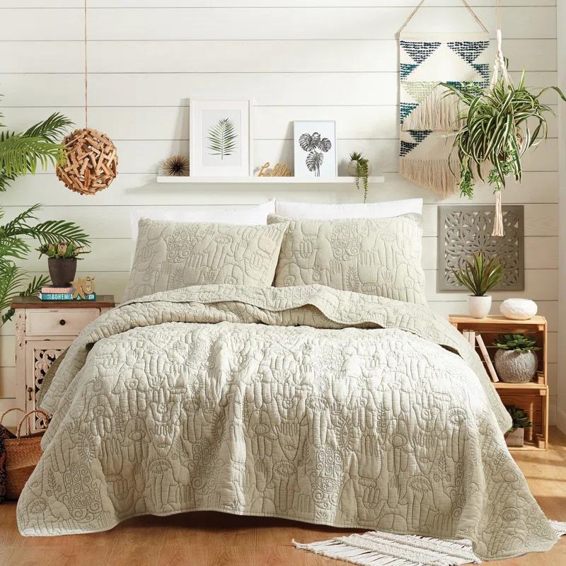 Jungalow Hamsa 3-Piece Embroidered Quilt Set