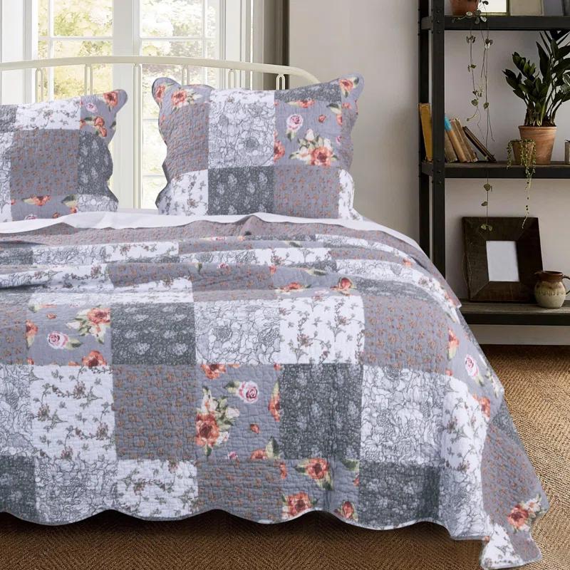Benjara Quilt Set | Wayfair
