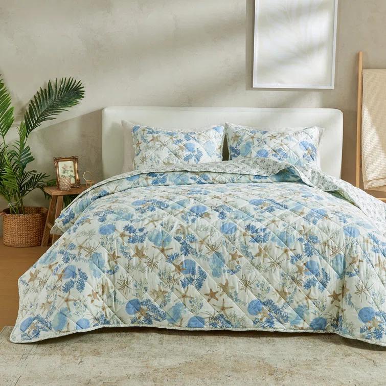 Patina Vie Maison Coastal Inspired Reversible Quilt Set with Shams