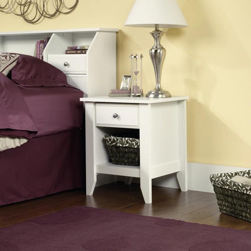 Sauder Shoal Creek 20.87'' W Nightstand