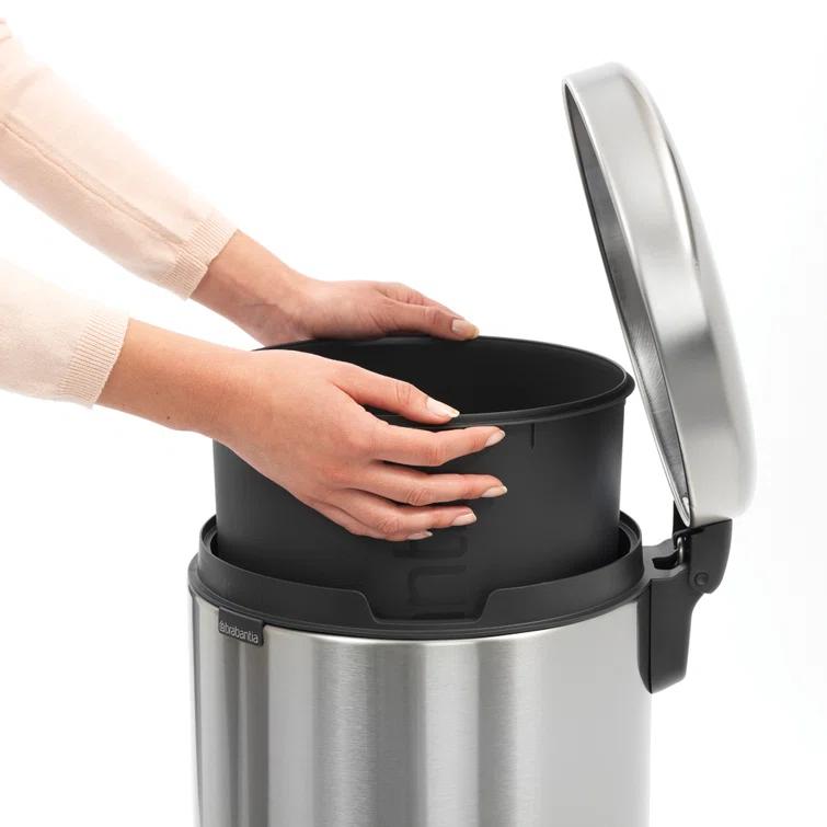 Brabantia NewIcon Step On Trash Can, 8 Gallon (30 Liter)