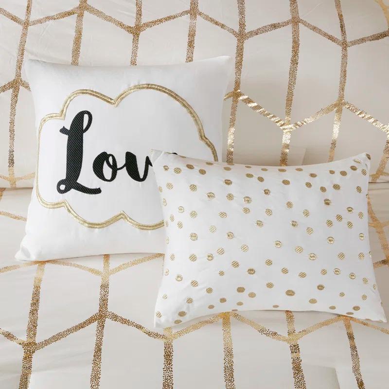 Intelligent Design Raina Metallic Printed Comforter Set