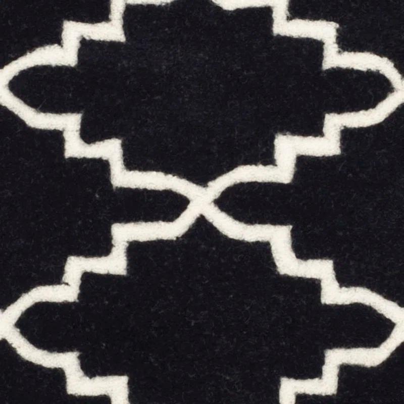 Safavieh Chatham Hand Tufted Wool Geometric Rug