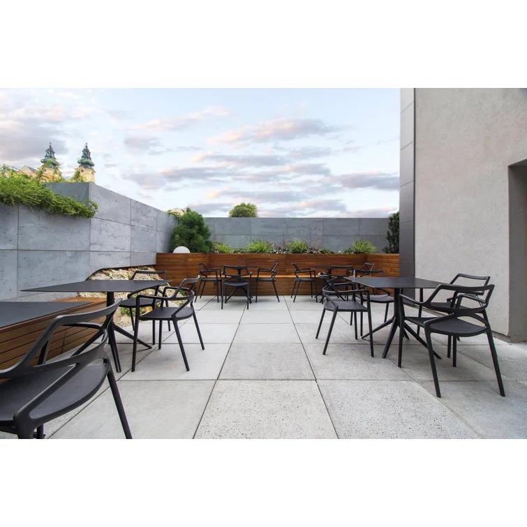 DELTA Chair (Indoor/Outdoor) (Set of 4)