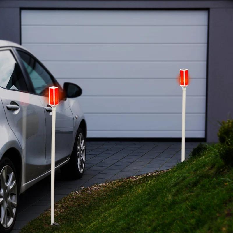Alpine White Solar Powered Integrated LED Pathway Light Pack