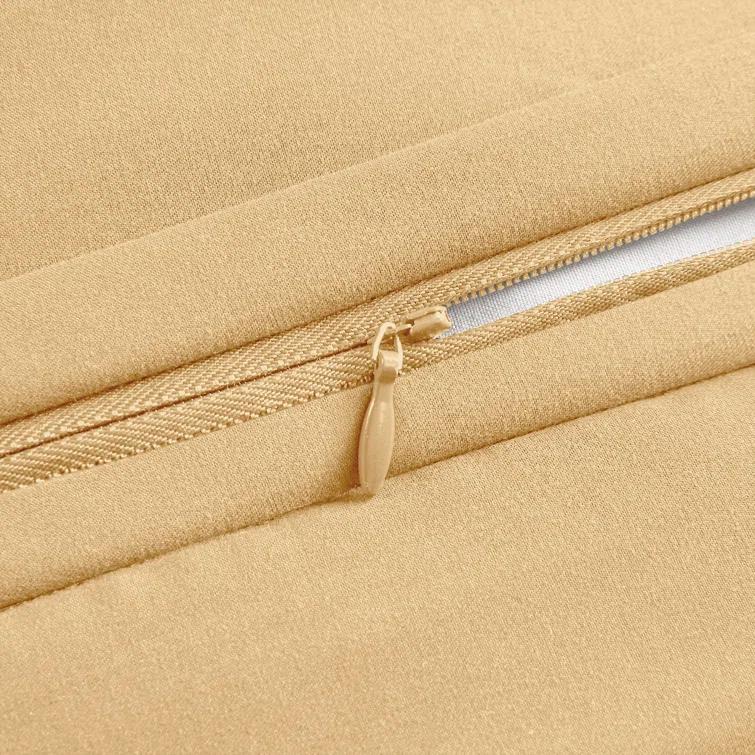 Gracie Mills Gracie Mills Lange 4-Piece Patchwork Chenille Jaquard Comforter Set