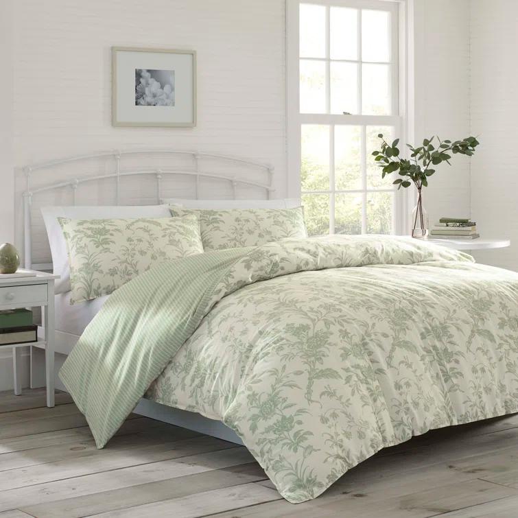 Laura Ashley Laura Ashley Natalie Green Cotton Bonus Duvet Cover Set