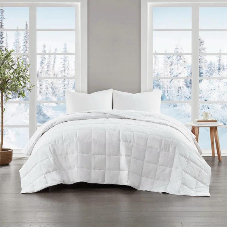 Wenty Throw Blanket