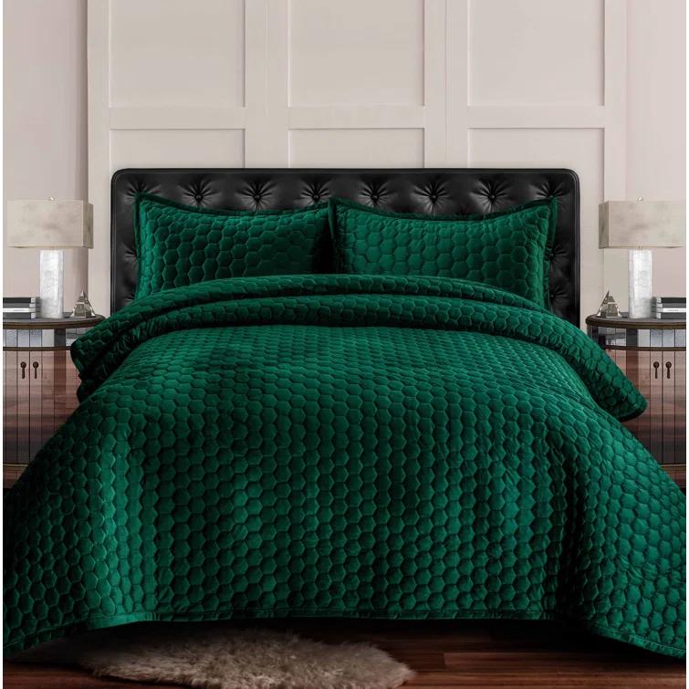 Tribeca Living Lugano Velvet Quilt Set