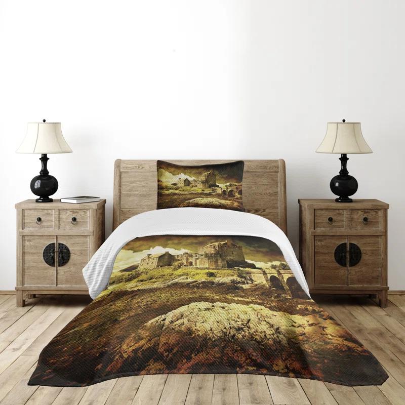 Ambesonne Ambesonne Medieval Bedspread Set Old Scottish Castle Grey Green