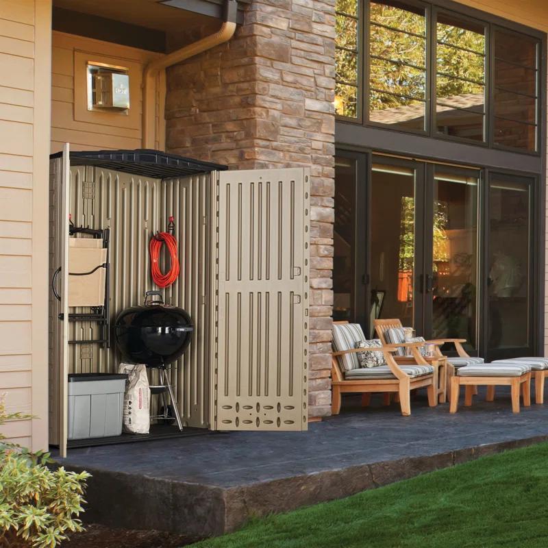 Rubbermaid Rubbermaid Roughneck Vertical Storage Shed, Medium