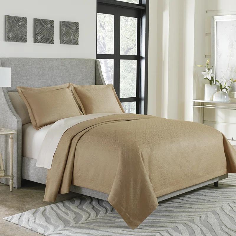 Michael Amini Alton 3-Piece Bed Throw Set - Gold