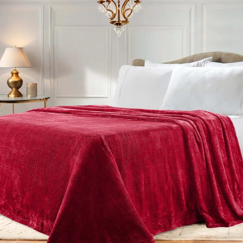 Superior Superior Solid Polyester Reversible All-Season Fleece Throws Blanket