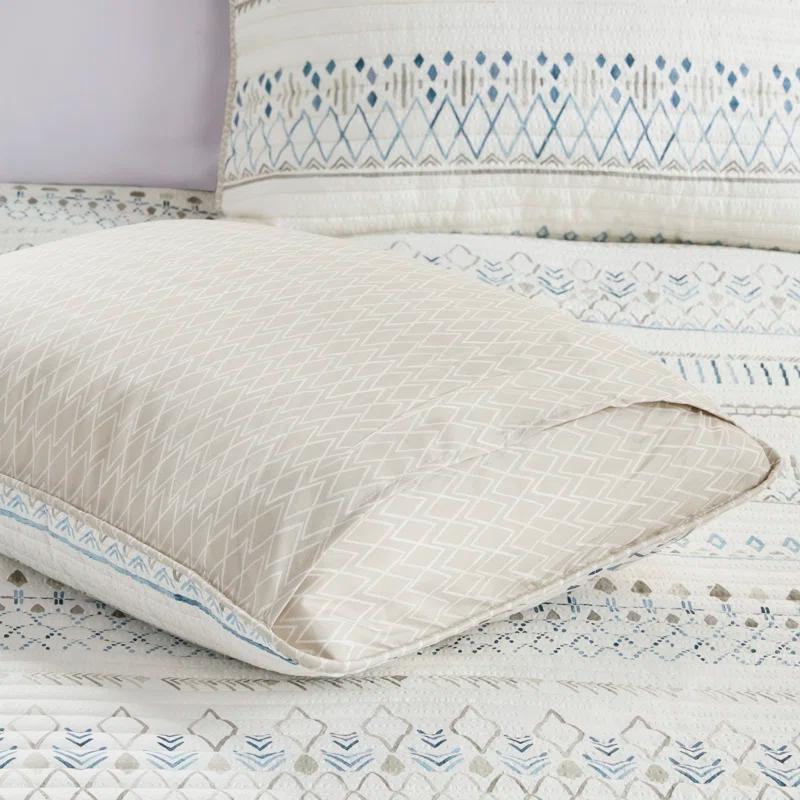 Madison Park Fraser 3 Piece Printed Seersucker Quilt Set