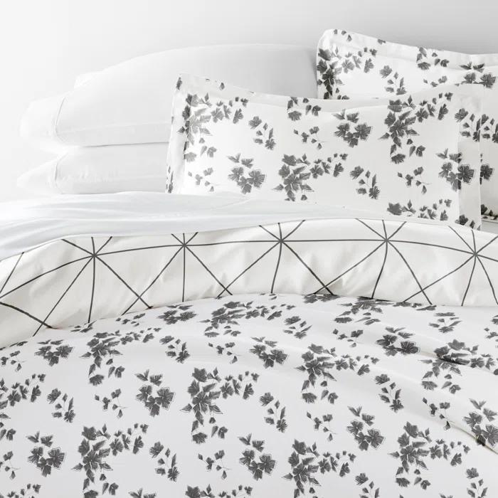 IEnjoy Home Edgy Flowers Pattern Reversible Duvet Cover Set