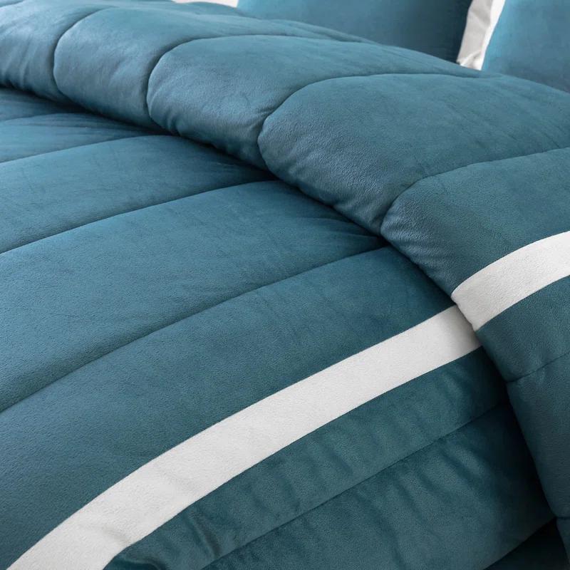 Kasentex Channel Comforter Set