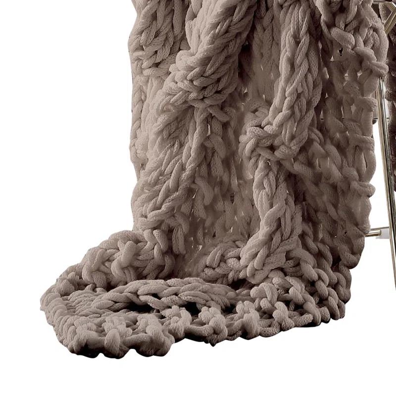 the Urban Port Throw