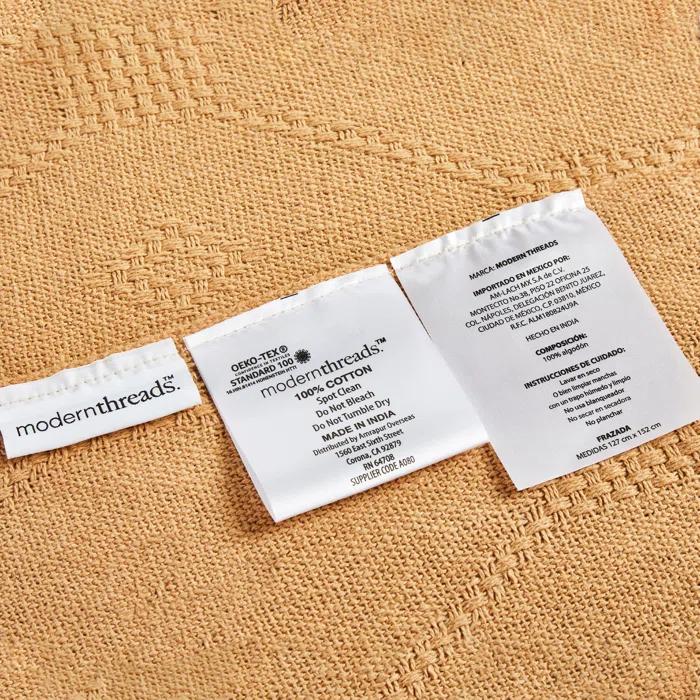 Amrapur Overseas Inc. Plain Weave / Muslin Throw Blanket