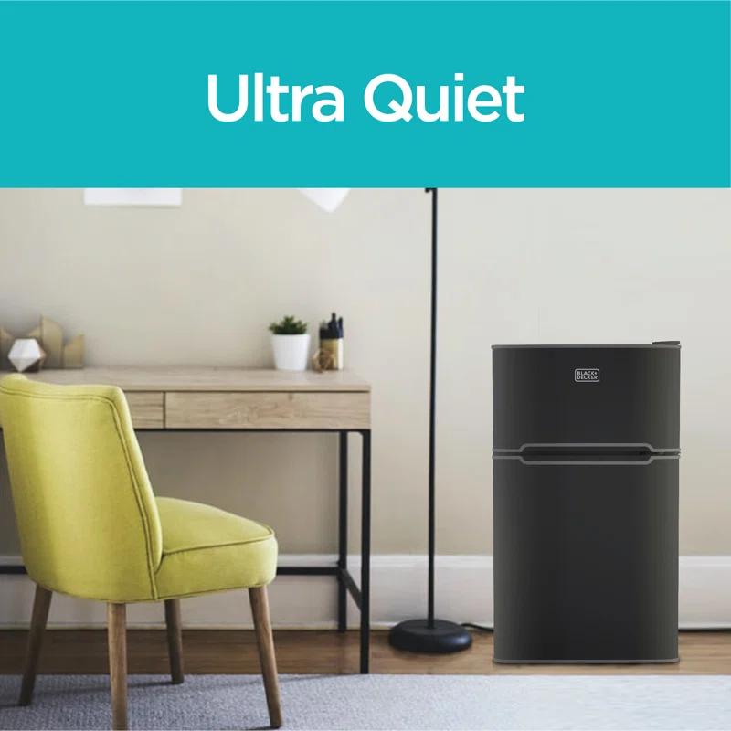 BLACK+DECKER Black + Decker 3.1 cu. ft. Freestanding Mini Fridge with Freezer