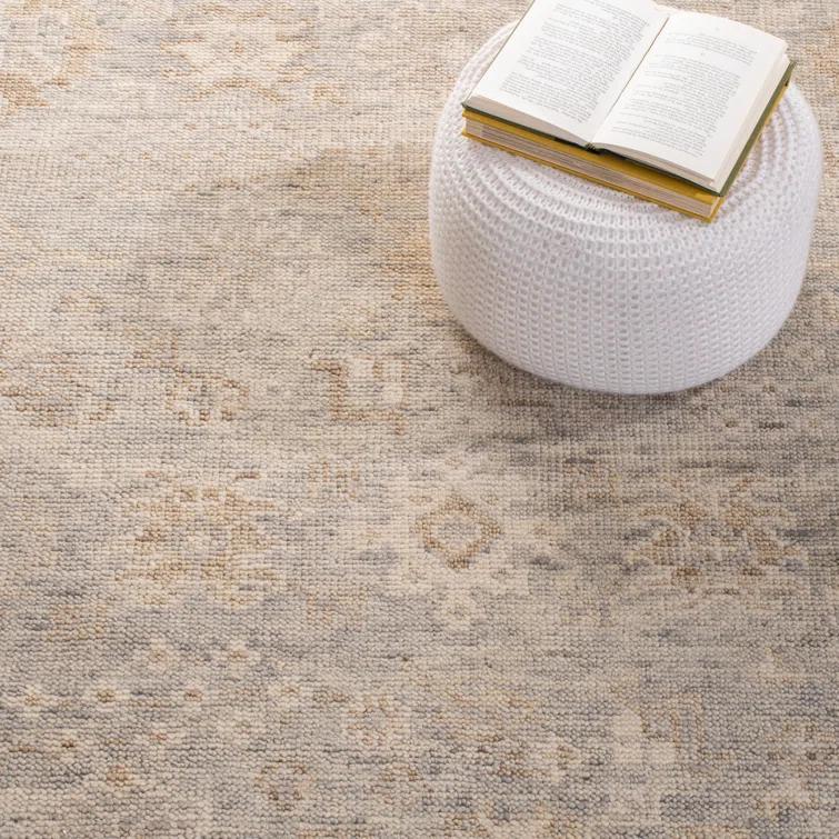 Safavieh Oriental Hand Knotted Wool Oriental Rug