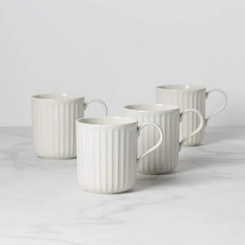 French Perle Scallop White Scallop 4-Piece Mug Set
