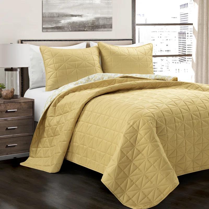 Lush Decor Mid Century Modern Geo Yellow Quilt