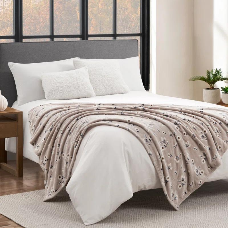 Lucky Brand Lucky Brand Daisy Blankets