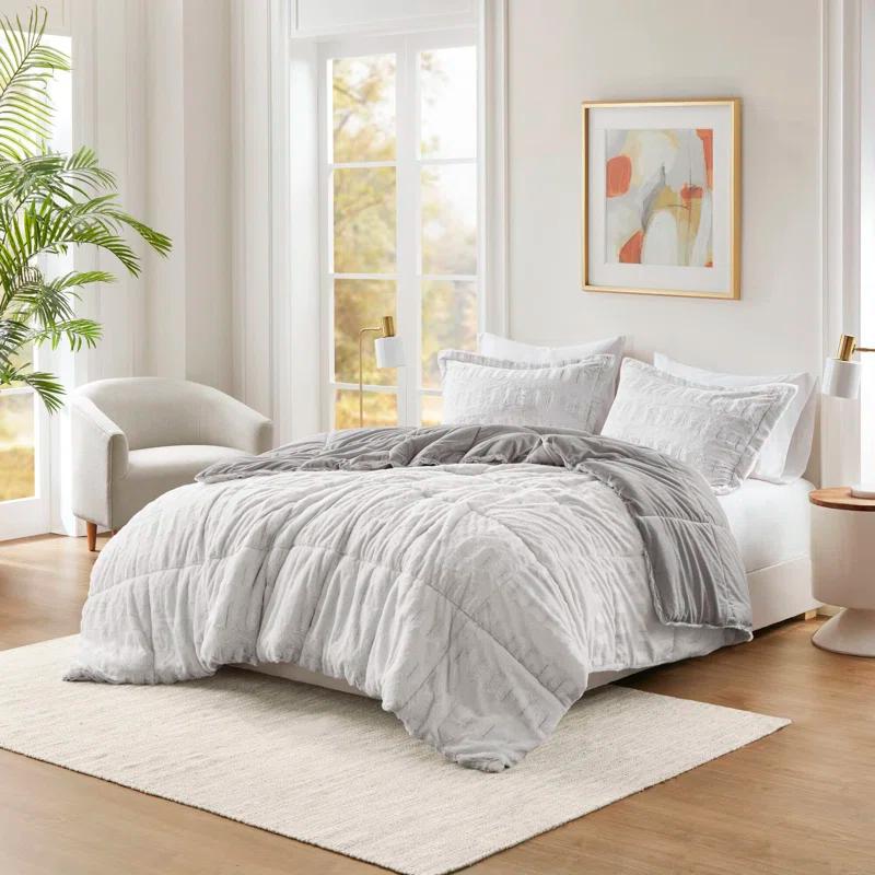 Gia Back Print Long Fur Comforter Mini Set