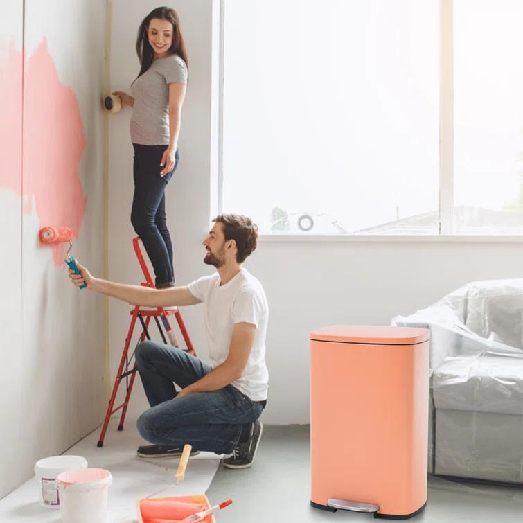 FDW Steel Step On Kitchen Trash Can - 13 Gallons