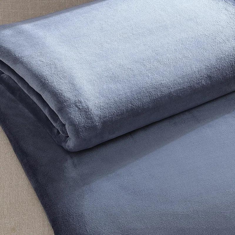 Calvin Klein Calvin Klein Core Plush Solid Reversible Blanket