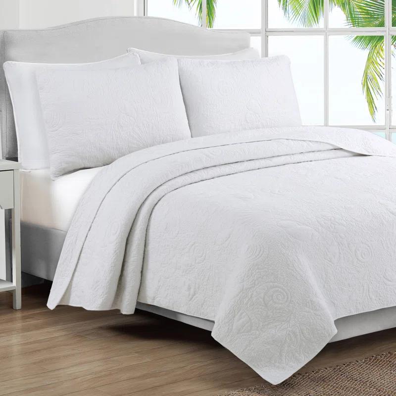 American Home Fashion Estate Seaside Quilt Set