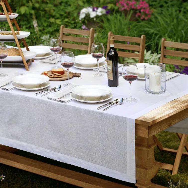 Villeroy & Boch La Classica Solid Color Linen Tablecloth