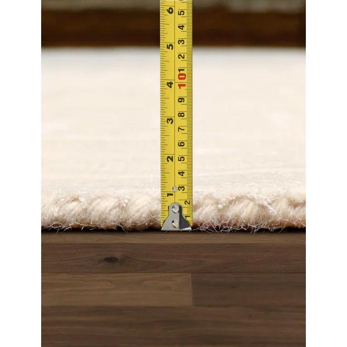 Pasargad Edgy Hand-Tufted Ivory Area Rug