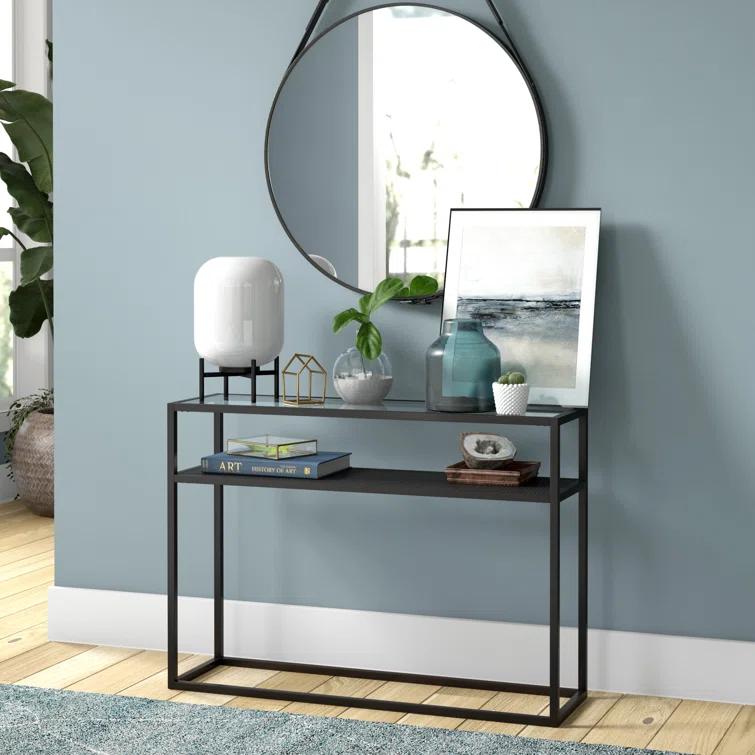 Danae Metal Novelty Lamp