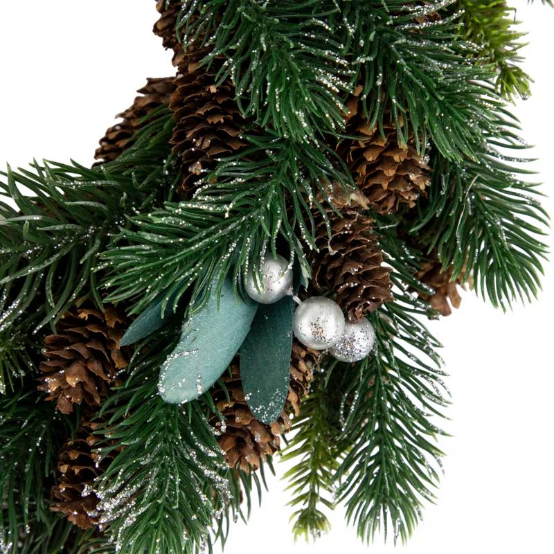 Northlight Seasonal Green Pine Pinecone with Berries Christmas Wreath