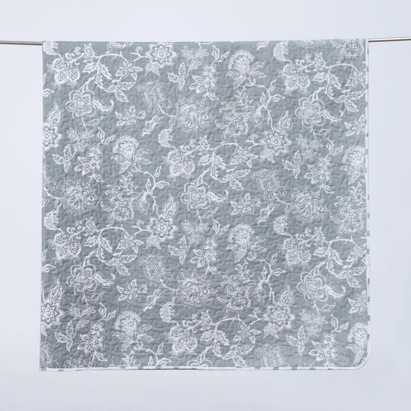 Dainty Floral Reversible Quilt Set with Shams